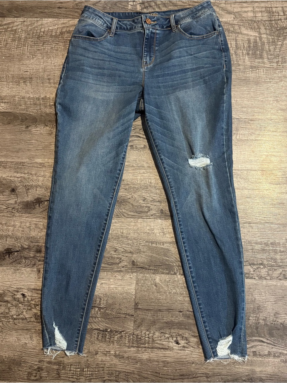 Maurices Jeans Women’s Large Regular Blue Mid Rise Denim